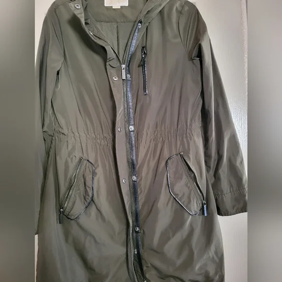 Michael Kors Olive Army Green Rain Coat with Black Leather Trim - Picture 3 of 4